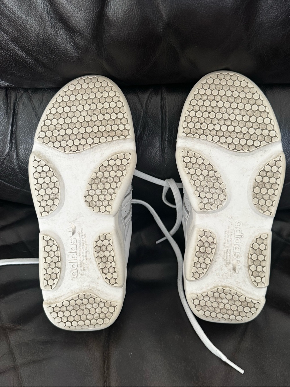 Adidas Superstar - Picture 2 of 2